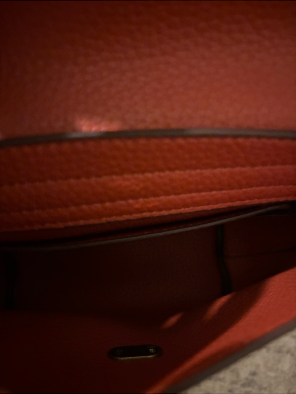 Uniqlo Red Pebbled Leather Crossbody Bag - Picture 5 of 5